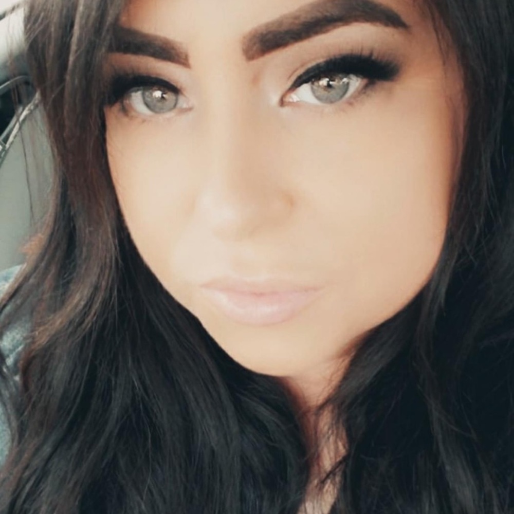 Meet your Posher, Aimee
